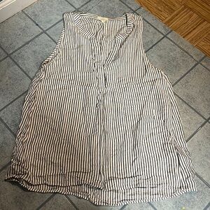 Soft Joie white and gray striped sleeveless blouse